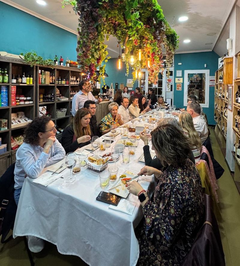 Catas de vinos y vermuts en Ruzafa