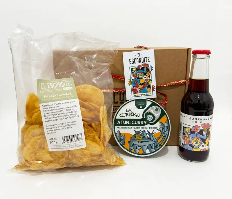 Caja Aperitivo Vermut Rojo y Snacks Crujientes